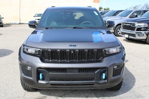 2022 Jeep Grand Cherokee 4xe Trailhawk