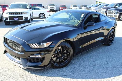 2018 Ford Shelby GT350 Base