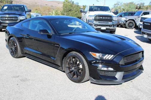 2018 Ford Shelby GT350 Base