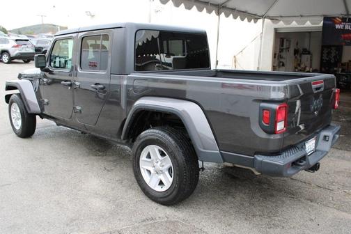 2023 Jeep Gladiator Sport