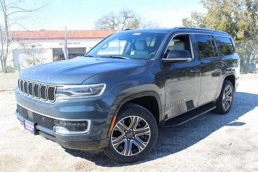 2025 Jeep Wagoneer Base