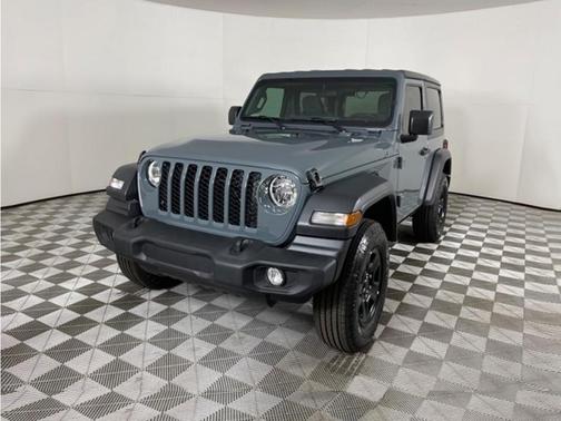 Bright White Clearcoat 2024 Jeep Wrangler Rubicon