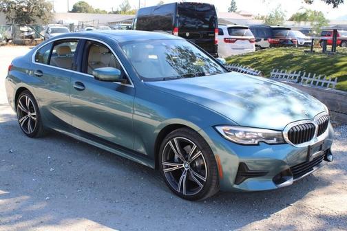 2021 BMW 330 i