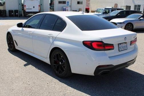 2022 BMW 540 i