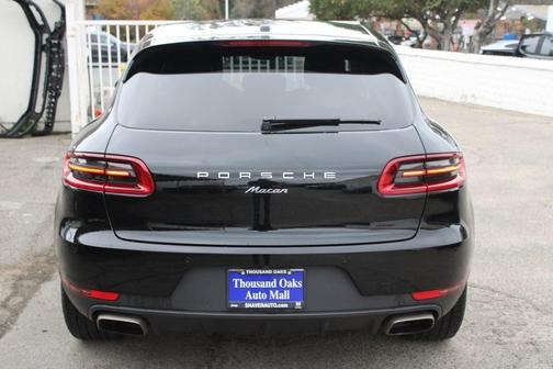 2018 Porsche Macan Base