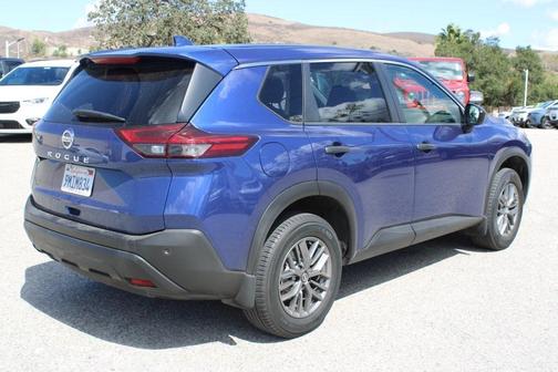 2021 Nissan Rogue S