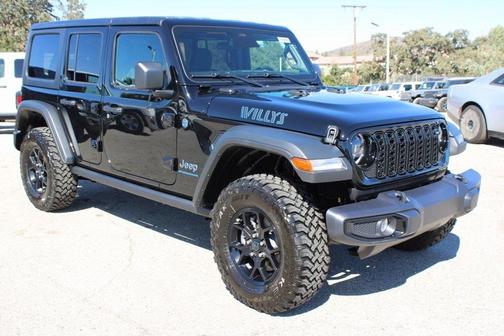 2025 Jeep Wrangler 4xe Sport