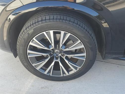 2022 Volvo XC90 T5 Momentum 7 Passenger