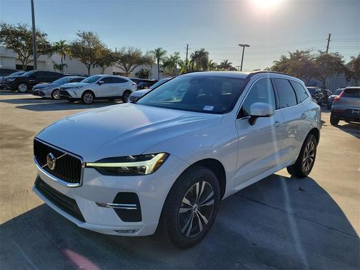 2023 Volvo XC60 B5 Core