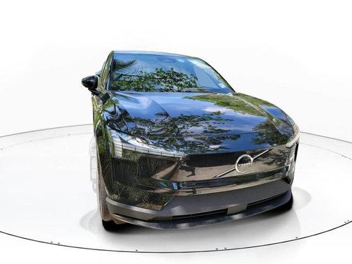 Onyx Black Metallic 2026 Volvo EX30 SINGLE MOTOR PLUS