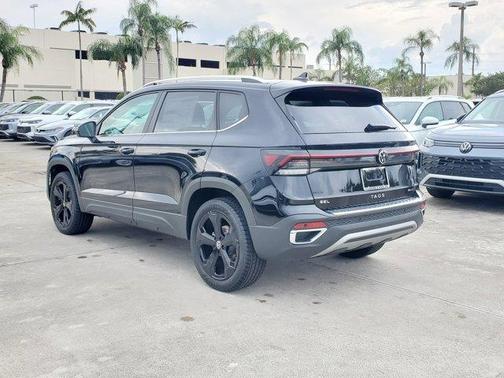 2025 Volkswagen Taos 1.5T SEL