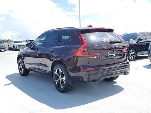 2026 Volvo XC60 B5 Core