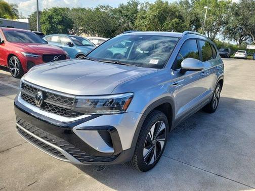 2024 Volkswagen Taos 1.5T SE