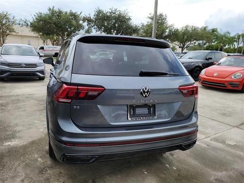 2022 Volkswagen Tiguan 2.0T SE R-Line Black