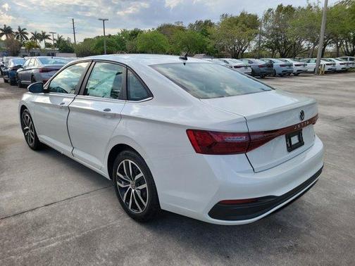 2026 Volkswagen Jetta 1.5T SE