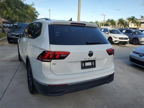 2022 Volkswagen Tiguan 2.0T SE