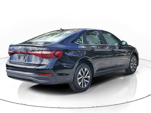 Deep Black Pearl Effect 2026 Volkswagen Jetta 1.5T S