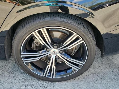 2019 Volvo S60 T6 Inscription