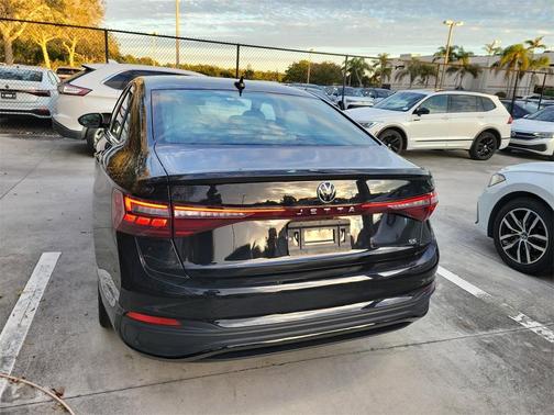 2025 Volkswagen Jetta 1.5T SE