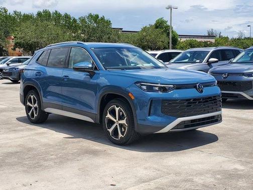 2025 Volkswagen Tiguan 2.0T SE