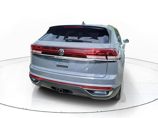 Pure Gray 2026 Volkswagen Atlas Cross Sport 2.0T SE W/TECHNOLOGY