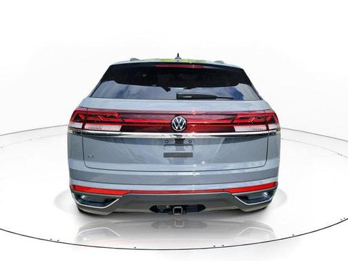 Pure Gray 2026 Volkswagen Atlas Cross Sport 2.0T SE W/TECHNOLOGY