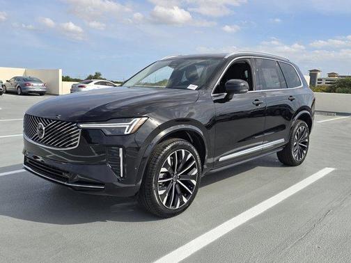 2025 Volvo XC90 B6 Plus 7-Seater