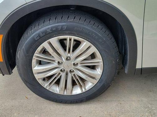 2023 Mitsubishi Outlander ES