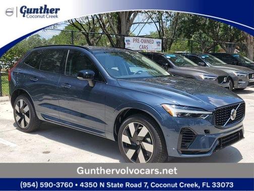 2025 Volvo XC60 Plug-In Hybrid T8 Plus