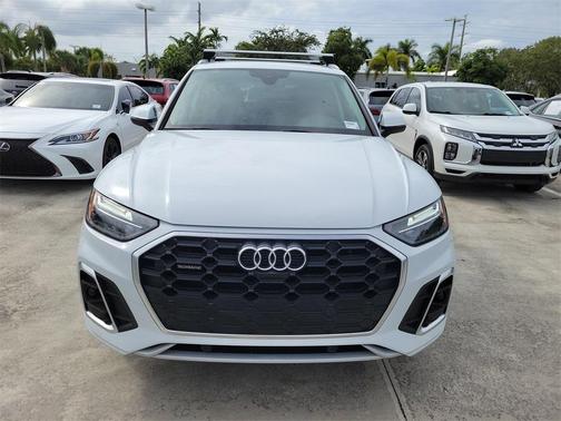2022 Audi Q5 45 S line quattro Premium