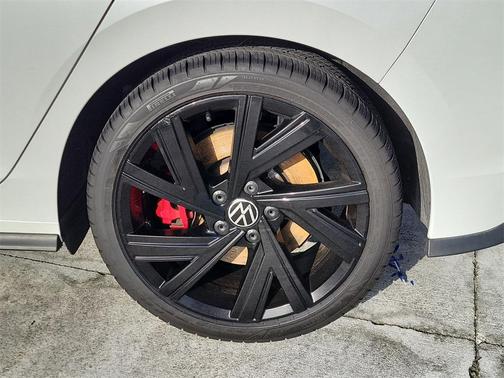 2022 Volkswagen Golf GTI 2.0T SE