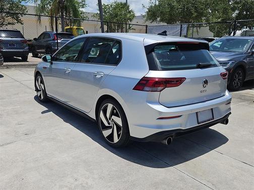 2022 Volkswagen Golf GTI 2.0T SE