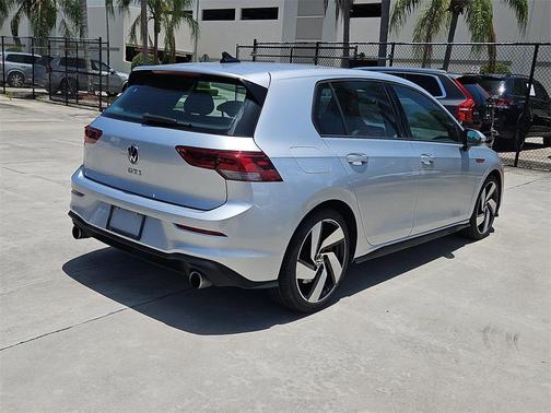2022 Volkswagen Golf GTI 2.0T SE