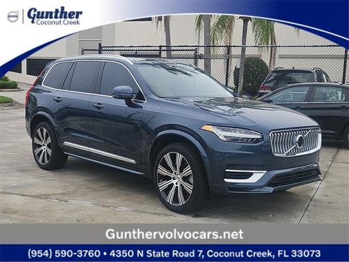 2024 Volvo XC90 Recharge Plug-In Hybrid T8 Ultimate Bright Theme 7-Seater