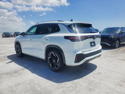 Opal White Pearl 2026 Volkswagen Tiguan 2.0T SEL R-Line Turbo