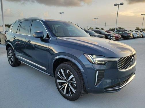 2026 Volvo XC90 B5 Core