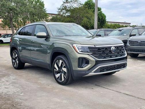 2026 Volkswagen Atlas Cross Sport 2.0T SE w/Technology