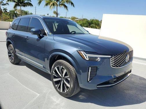 2025 Volvo XC90 Plug-In Hybrid T8 Core 7-Seater