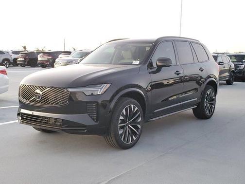 2026 Volvo XC90 B6 Ultra Dark Theme 7-Seater