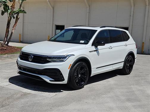 2023 Volkswagen Tiguan 2.0T SE R-Line Black