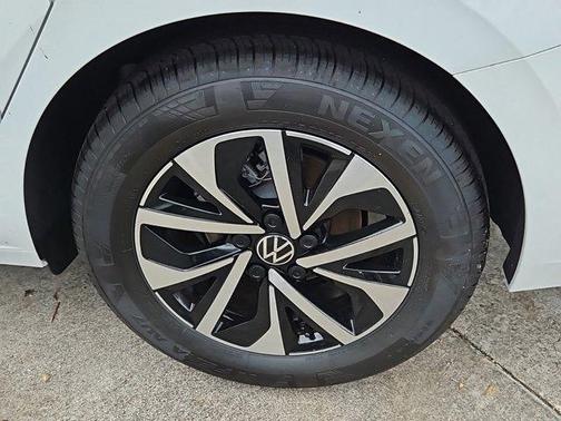 2025 Volkswagen Jetta GLI 2.0T Autobahn