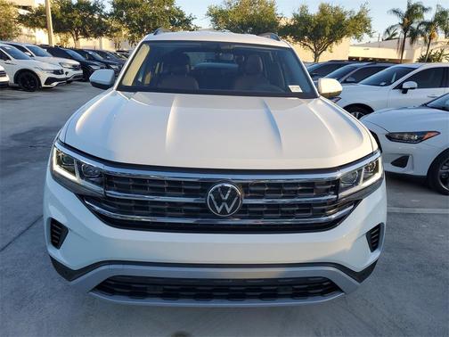 2023 Volkswagen Atlas 3.6L SE w/Technology