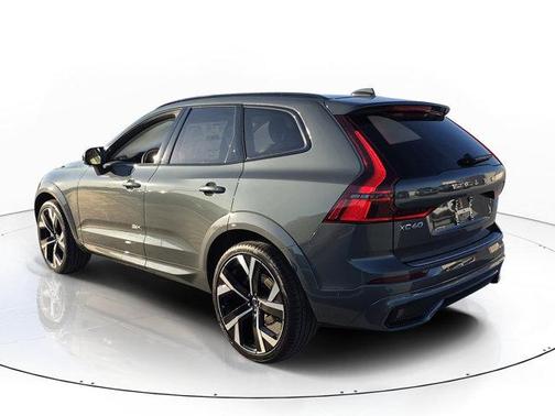 2026 Volvo XC60 B5 Ultra