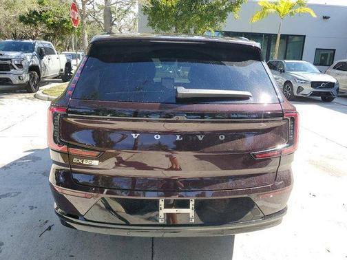 2025 Volvo EX90 Twin Motor Performance Ultra 6-Seater