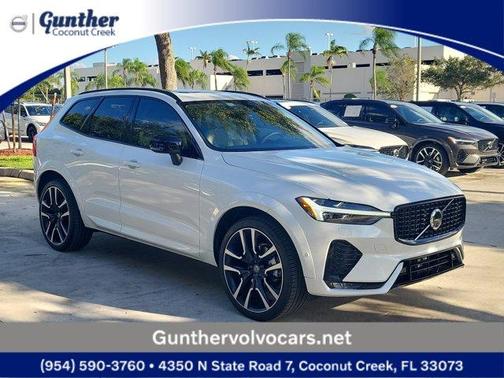 2025 Volvo XC60 B5 Ultra