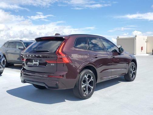 2026 Volvo XC60 B5 Core