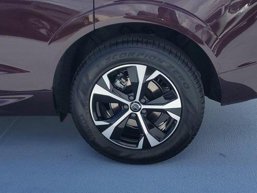2026 Volvo XC60 B5 Core