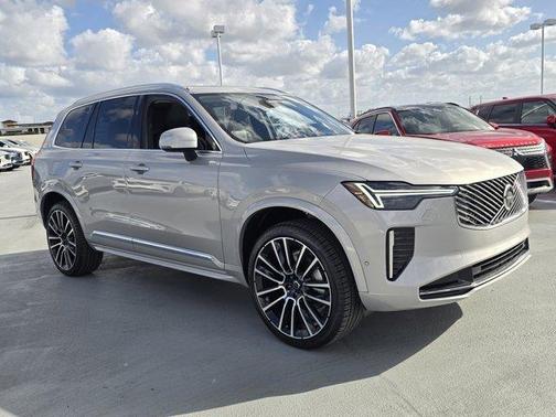 2025 Volvo XC90 B6 Ultra