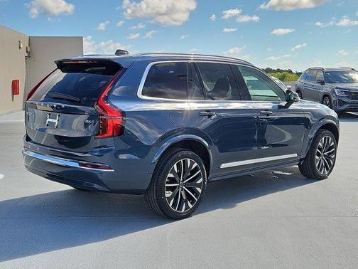 2026 Volvo XC90 B6 Ultra 7-Seater