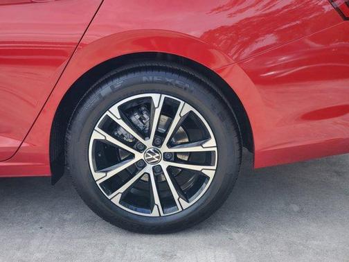 Kings Red Metallic 2026 Volkswagen Jetta 1.5T Sport